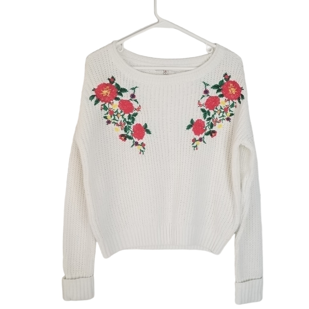 Angel Kiss White Knit Sweater with Embroidered Floral Details Size S
